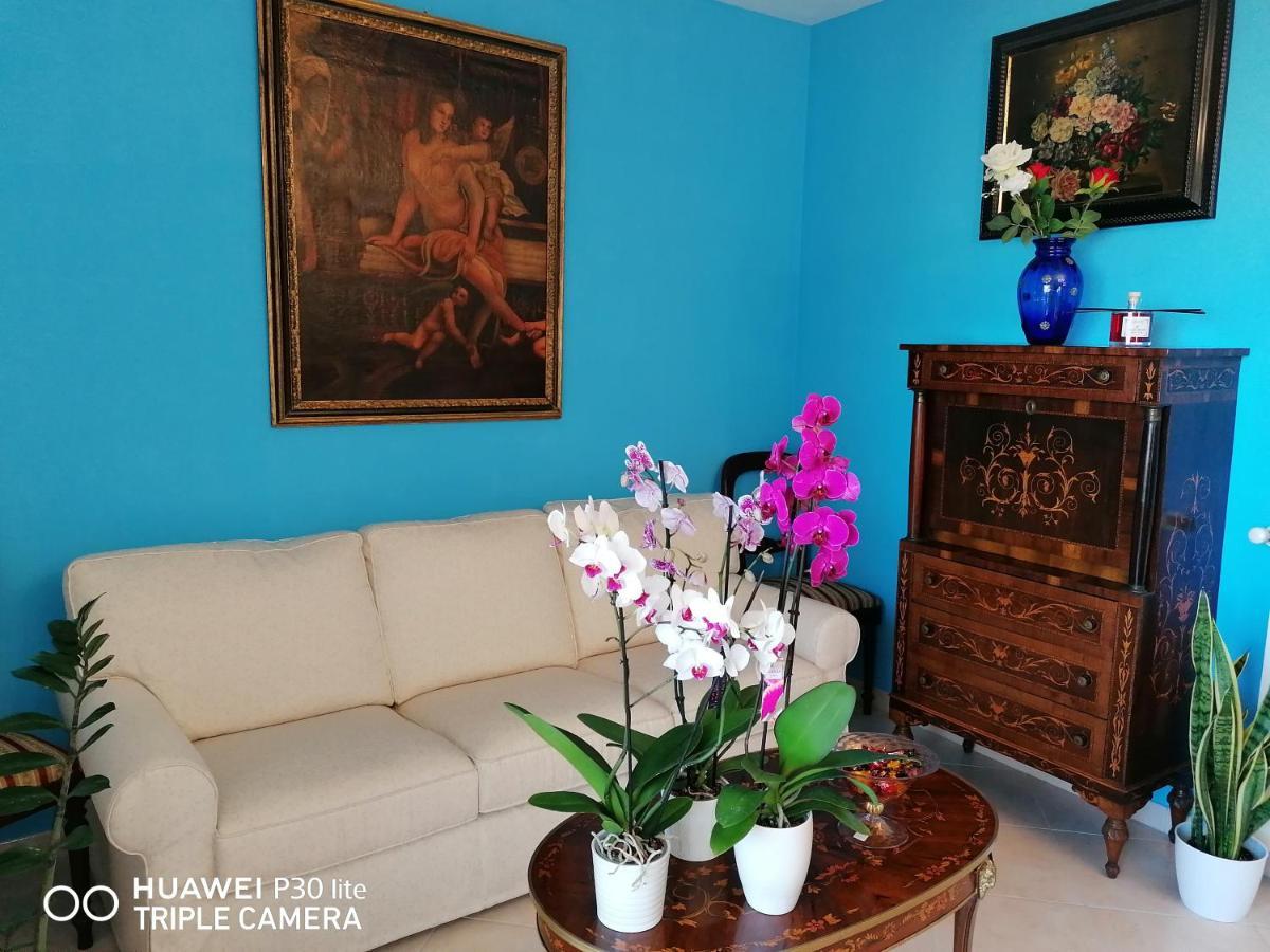 B&Byanet'S Beautiful House Civitavecchia Exterior foto
