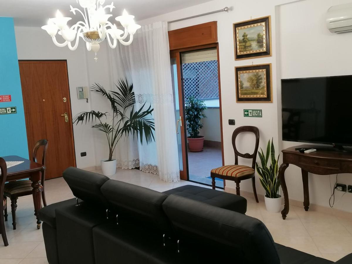 B&Byanet'S Beautiful House Civitavecchia Exterior foto