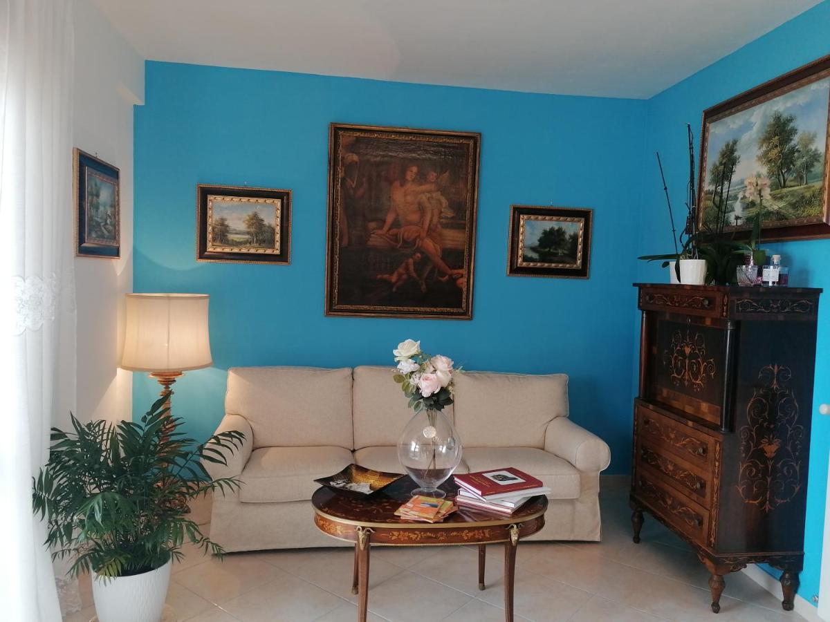 B&Byanet'S Beautiful House Civitavecchia Exterior foto
