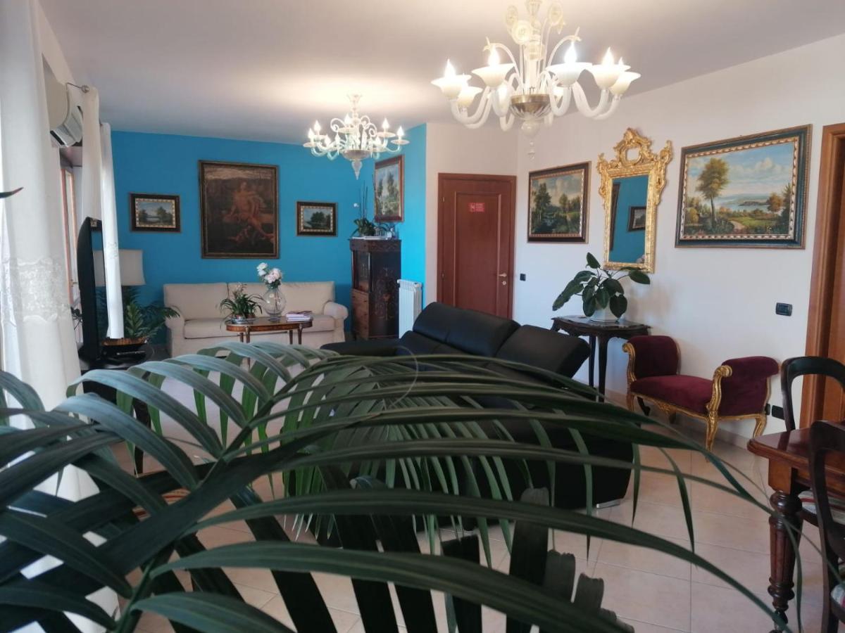 B&Byanet'S Beautiful House Civitavecchia Exterior foto
